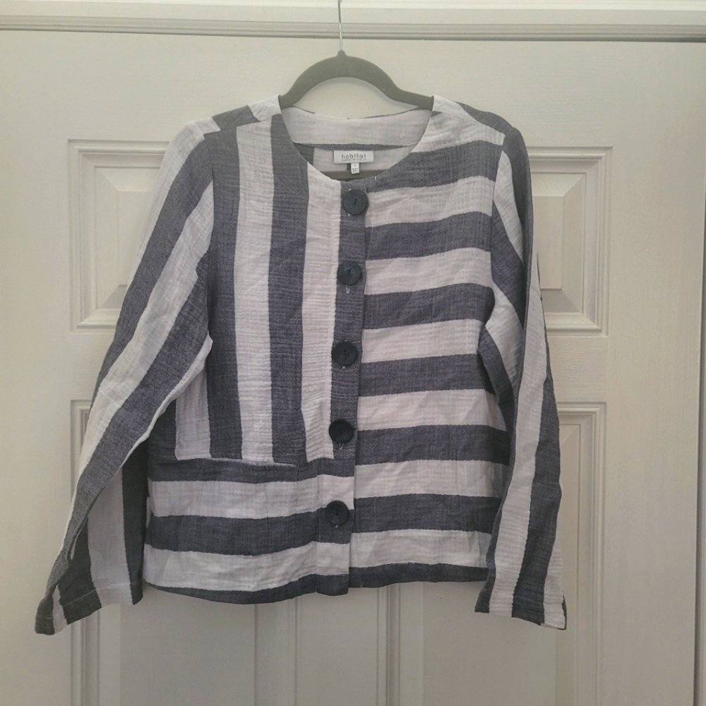 Habitat Button Up Striped Top Size Small Gray White Pocket Lagenlook